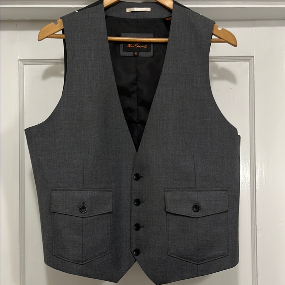 Ben Sherman Men's Charcoal Gray Vest